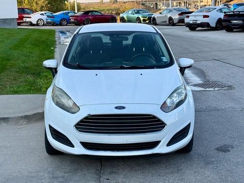 2015 Ford Fiesta SE