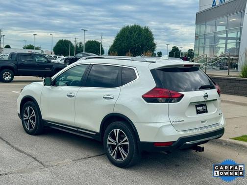 2017 Nissan Rogue SL