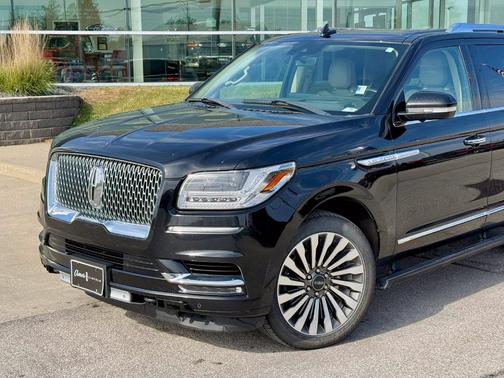Black Velvet 2018 Lincoln Navigator Reserve