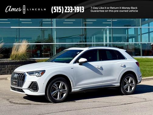 2020 Audi Q3 45 S line Prestige