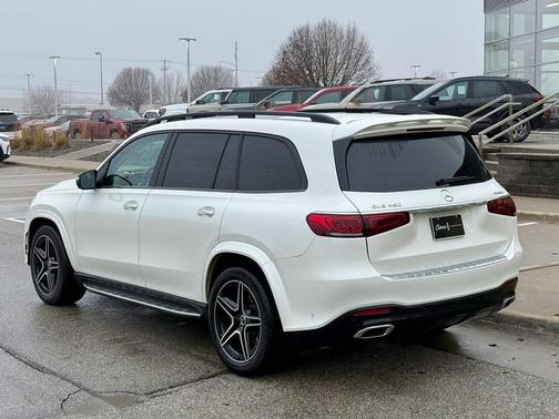 2022 Mercedes-Benz GLS 450 4MATIC