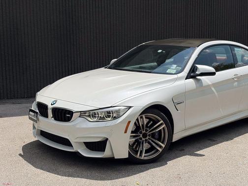 White Metallic 2016 BMW M4 Base
