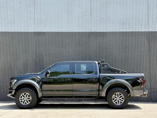 2017 Ford F-150 Raptor
