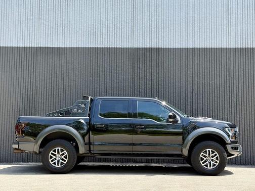 2017 Ford F-150 Raptor