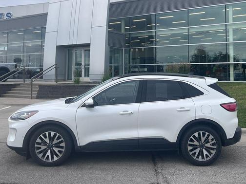 White Metallic 2020 Ford Escape Titanium Hybrid