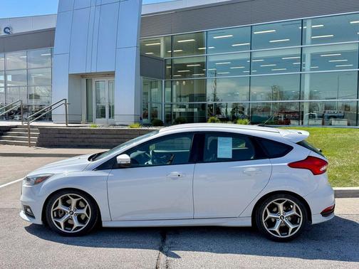 2016 Ford Focus ST Base