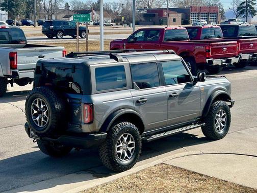 2023 Ford Bronco Badlands