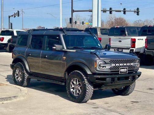 2023 Ford Bronco Badlands