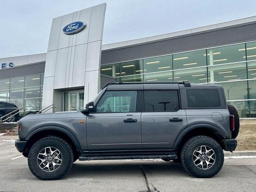 2023 Ford Bronco Badlands