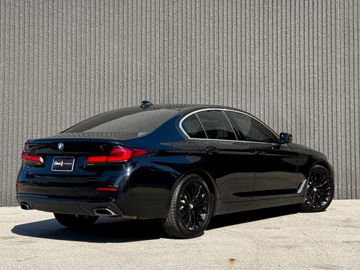 2022 BMW 530 i xDrive