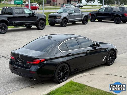 2022 BMW 530 i xDrive