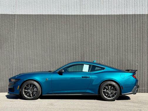 2026 Ford Mustang Dark Horse