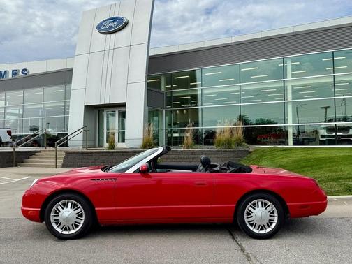 2003 Ford Thunderbird 