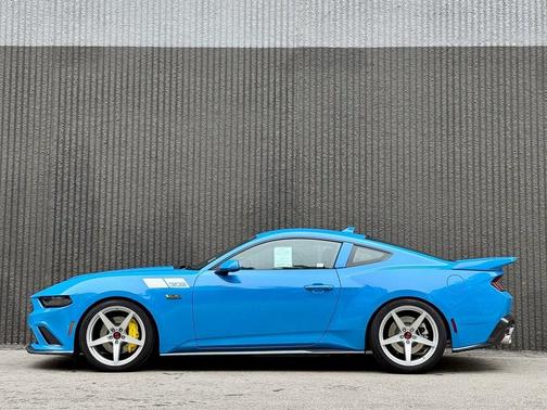 2025 Ford Mustang LABEL