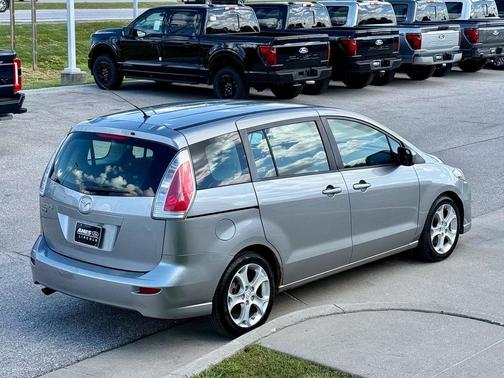 2010 Mazda Mazda5 Sport