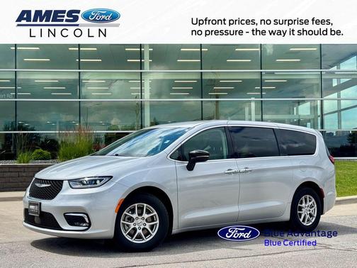 Silver Mist Clearcoat 2024 Chrysler Pacifica Touring-L