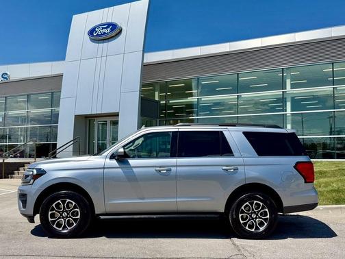 2024 Ford Expedition XLT