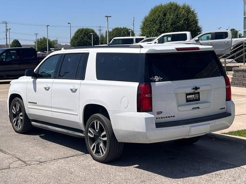 Summit White 2018 Chevrolet Suburban Premier