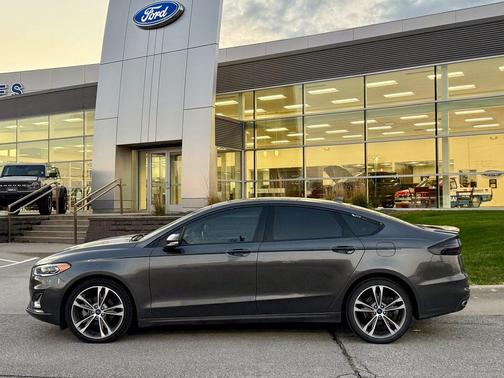 2020 Ford Fusion Titanium