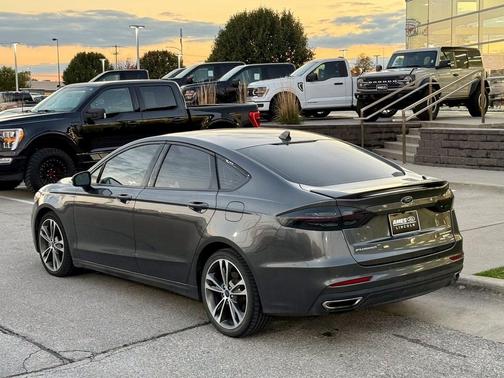 2020 Ford Fusion Titanium