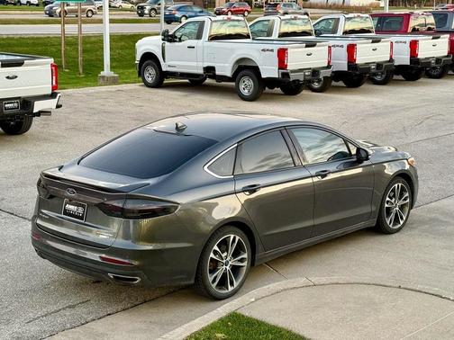 2020 Ford Fusion Titanium