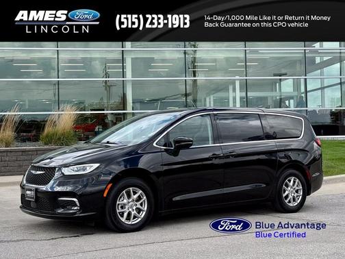 2024 Chrysler Pacifica Touring-L