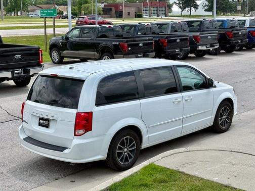 2017 Dodge Grand Caravan SE
