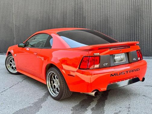 2004 Ford Mustang GT