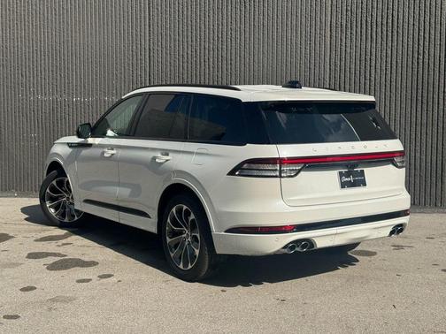 2025 Lincoln Aviator Premiere