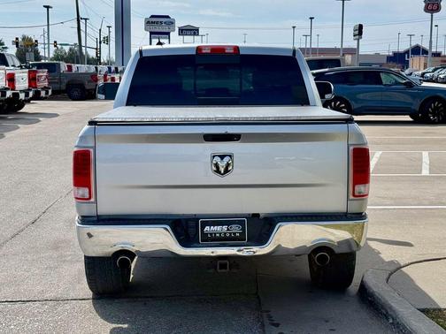 Bright Silver Clearcoat Metallic 2017 RAM 1500 Laramie