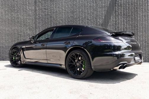 2014 Porsche Panamera Turbo