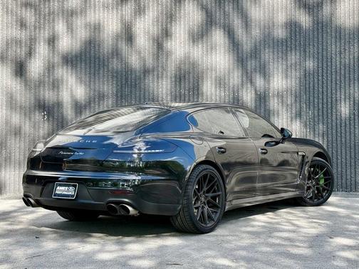 2014 Porsche Panamera Turbo