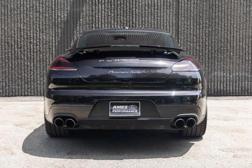 2014 Porsche Panamera Turbo