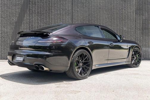 2014 Porsche Panamera Turbo