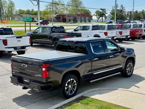 2022 Chevrolet Silverado 1500 High Country