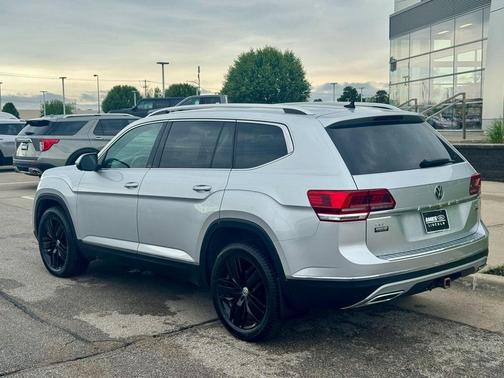 2019 Volkswagen Atlas 3.6L SEL Premium