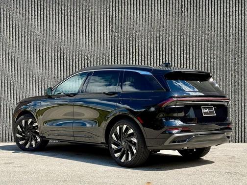 2025 Lincoln Nautilus Black Label