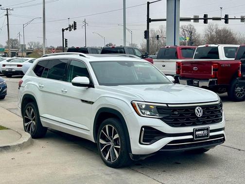 2024 Volkswagen Atlas 2.0T SEL Premium R-Line