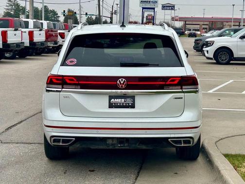 2024 Volkswagen Atlas 2.0T SEL Premium R-Line