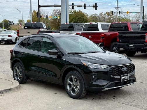 2026 Ford Escape ST-Line Select