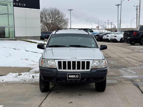 2004 Jeep Grand Cherokee Laredo