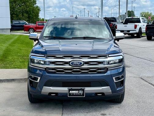 2022 Ford Expedition Max Platinum