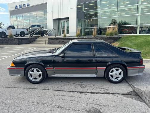 1988 Ford Mustang GT