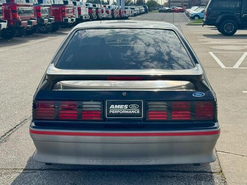 1988 Ford Mustang GT