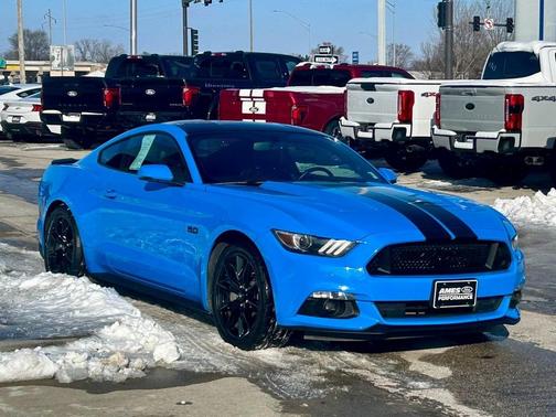 2017 Ford Mustang GT Premium