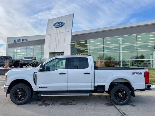 2023 Ford F-250 XLT