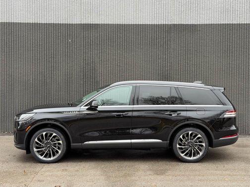 Infinite Black Metallic 2026 Lincoln Aviator Reserve AWD
