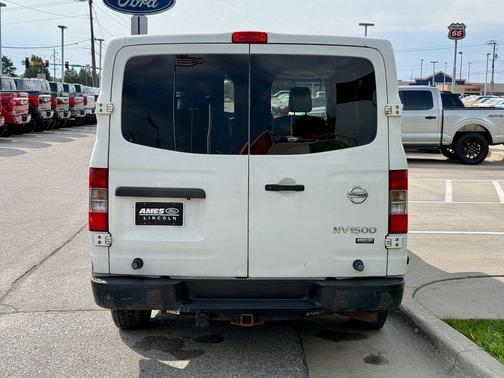 2014 Nissan NV Cargo NV1500 SV V6