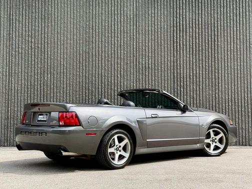 2003 Ford Mustang SVT Cobra
