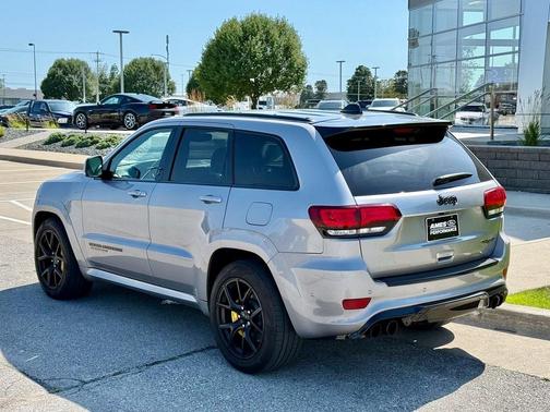 2021 Jeep Grand Cherokee Trackhawk
